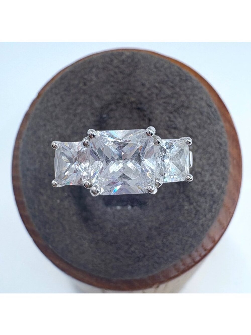 VTG Sterling Silver 925 Cubic Zirconia Three Stone Statement Ring Size 6.75